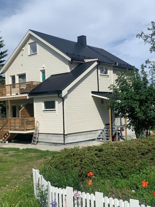 Fin Leilighet I Tromsdalen. Apartment Tromso Ngoại thất bức ảnh